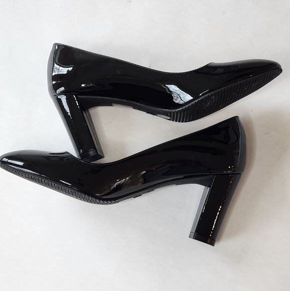 || STUART WEITZMAN || Paton leather pumps, stacked heel, round toe, black - Picture 5 of 8